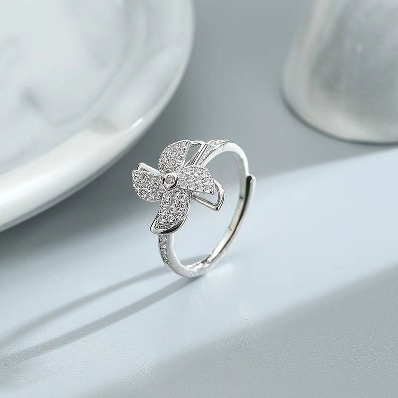 Copper Micro Inlay Sunflower Spinning Ring for Stress Relief